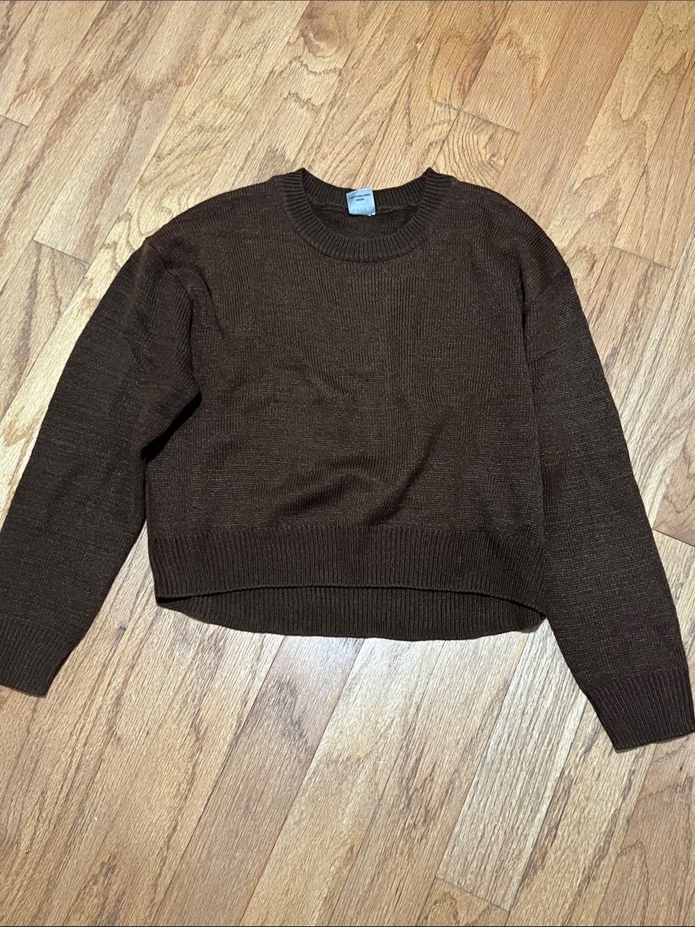 Cropped Crewneck Sweater in Dark Brown